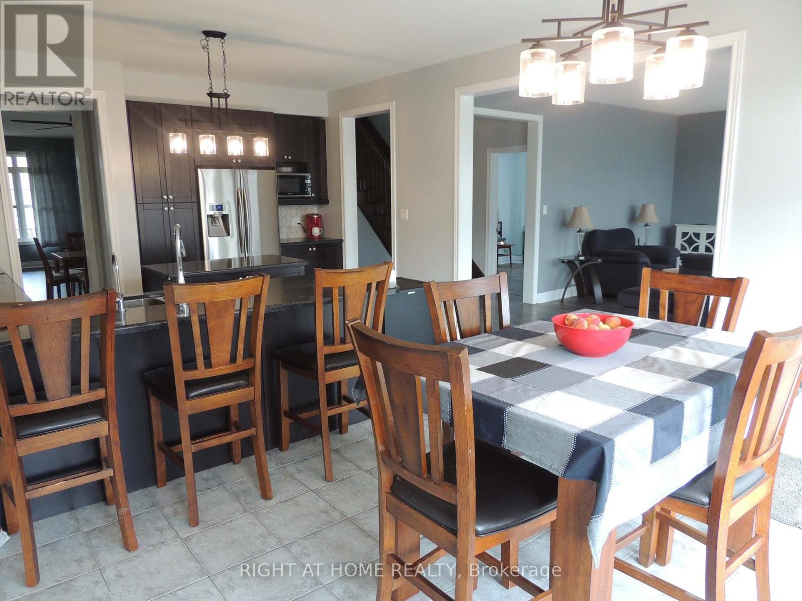 11 Mason Drive, New Tecumseth, Ontario  L9R 0M1 - Photo 18 - N12395645