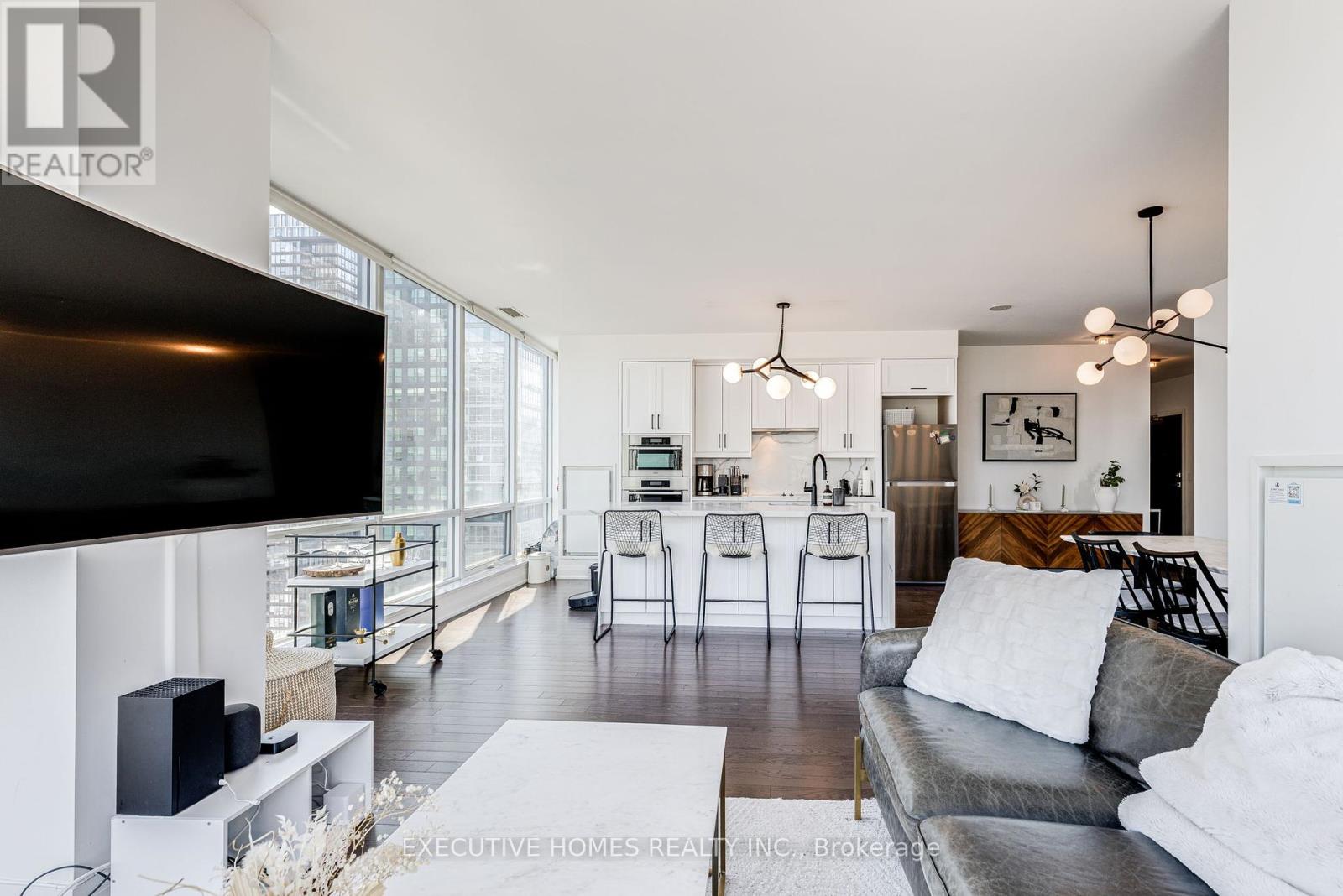 2912 - 80 John Street, Toronto, Ontario  M5V 3X4 - Photo 13 - C12421777