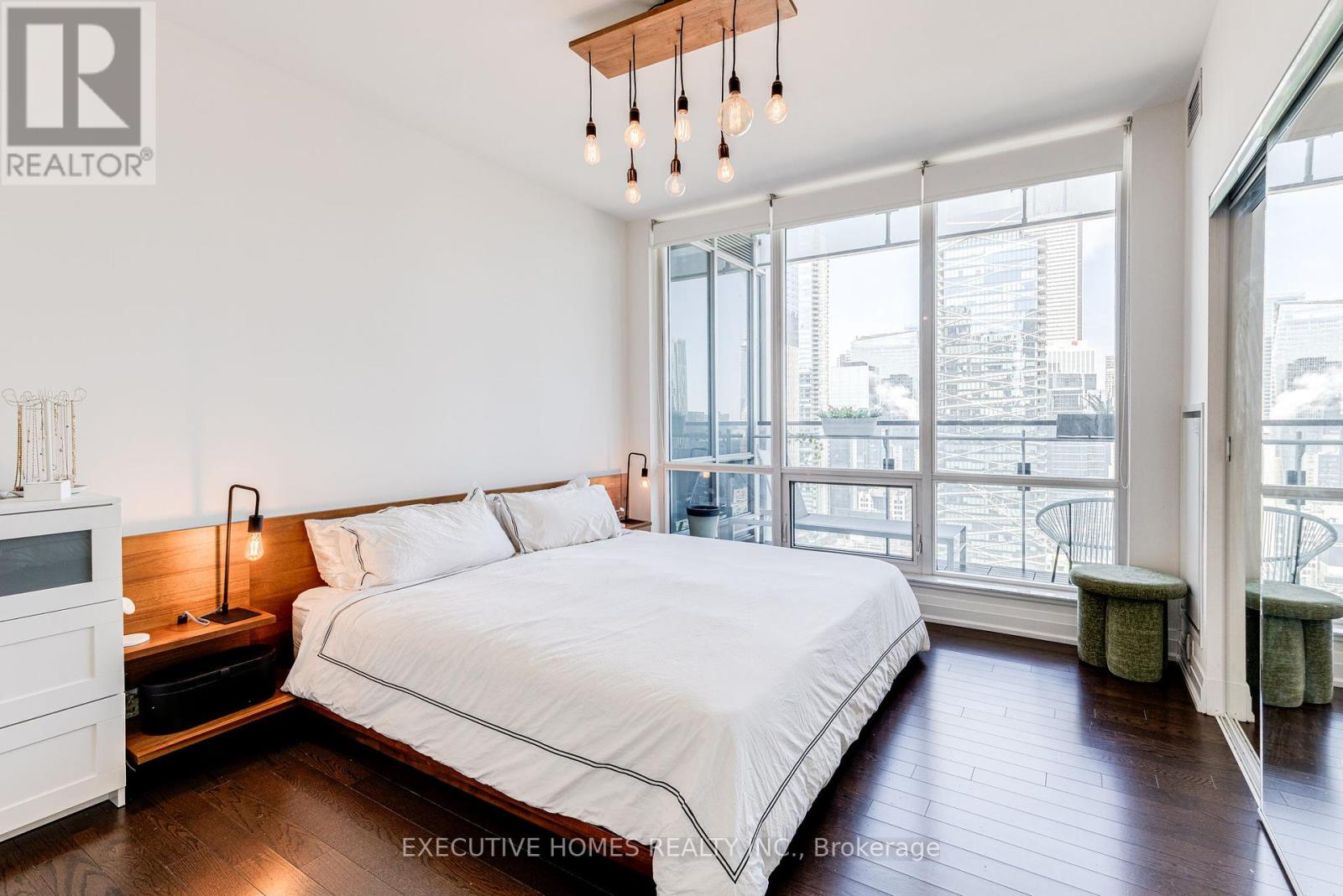 2912 - 80 John Street, Toronto, Ontario  M5V 3X4 - Photo 18 - C12421777