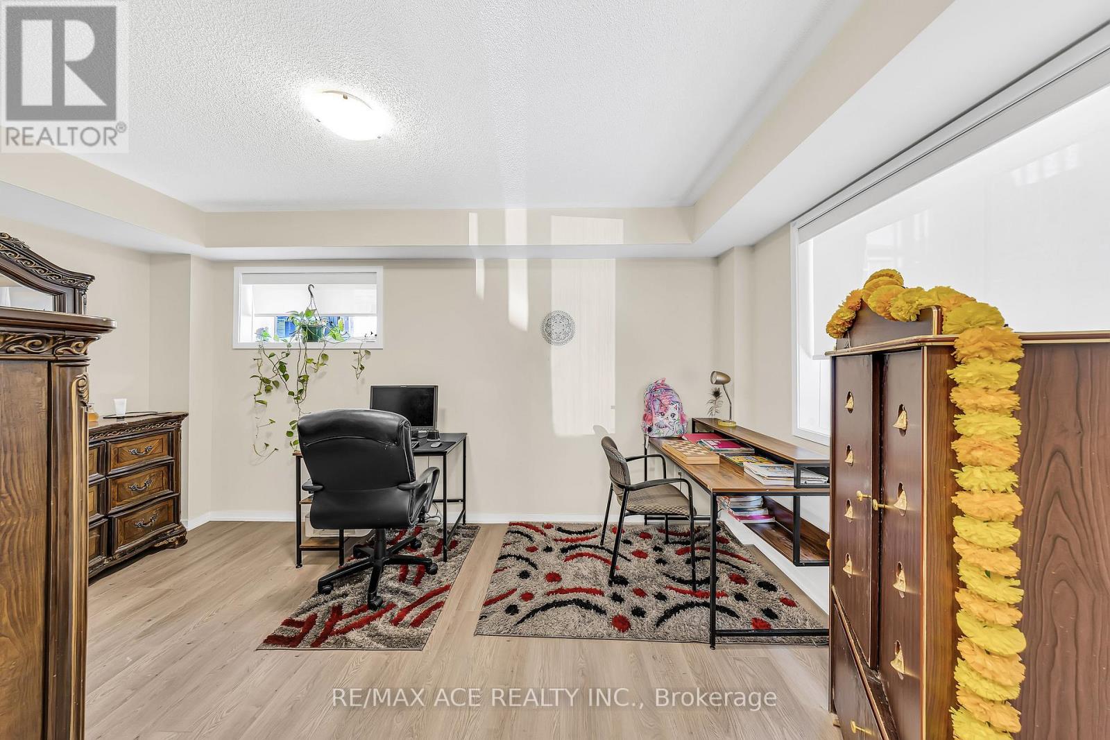 1344 Bradenton  Path, Oshawa, Ontario  L1K 1A9 - Photo 5 - E12421716