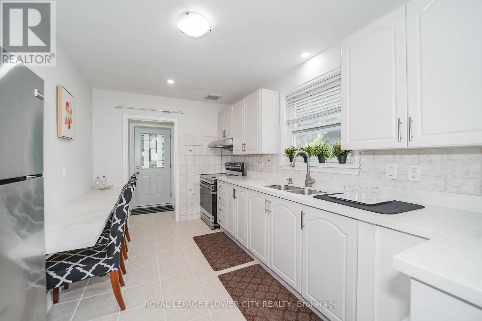 16 Scranton Road S, Toronto (Woburn), Ontario  M1G 1W7 - Photo 14 - E12421781