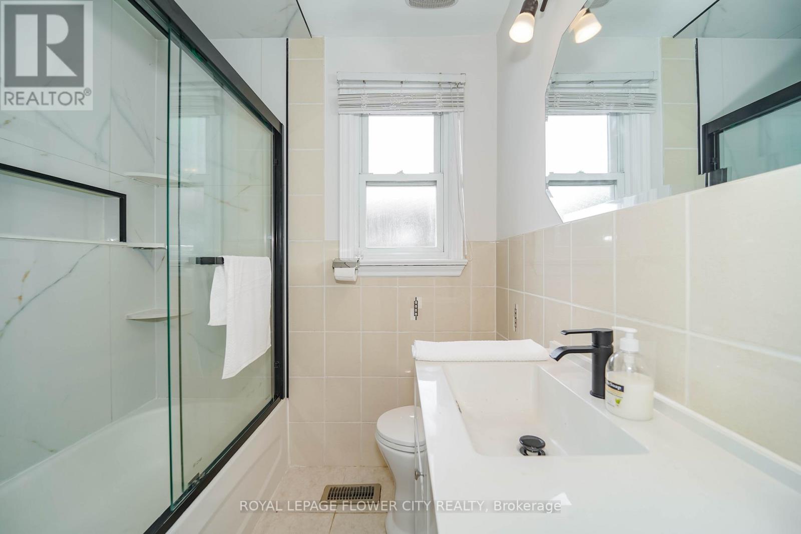 16 Scranton Road S, Toronto (Woburn), Ontario  M1G 1W7 - Photo 27 - E12421781