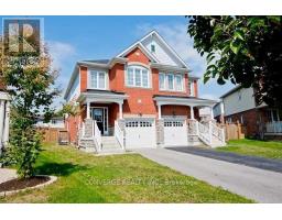 1115 SCHOOLING DRIVE, Oshawa, Ontario