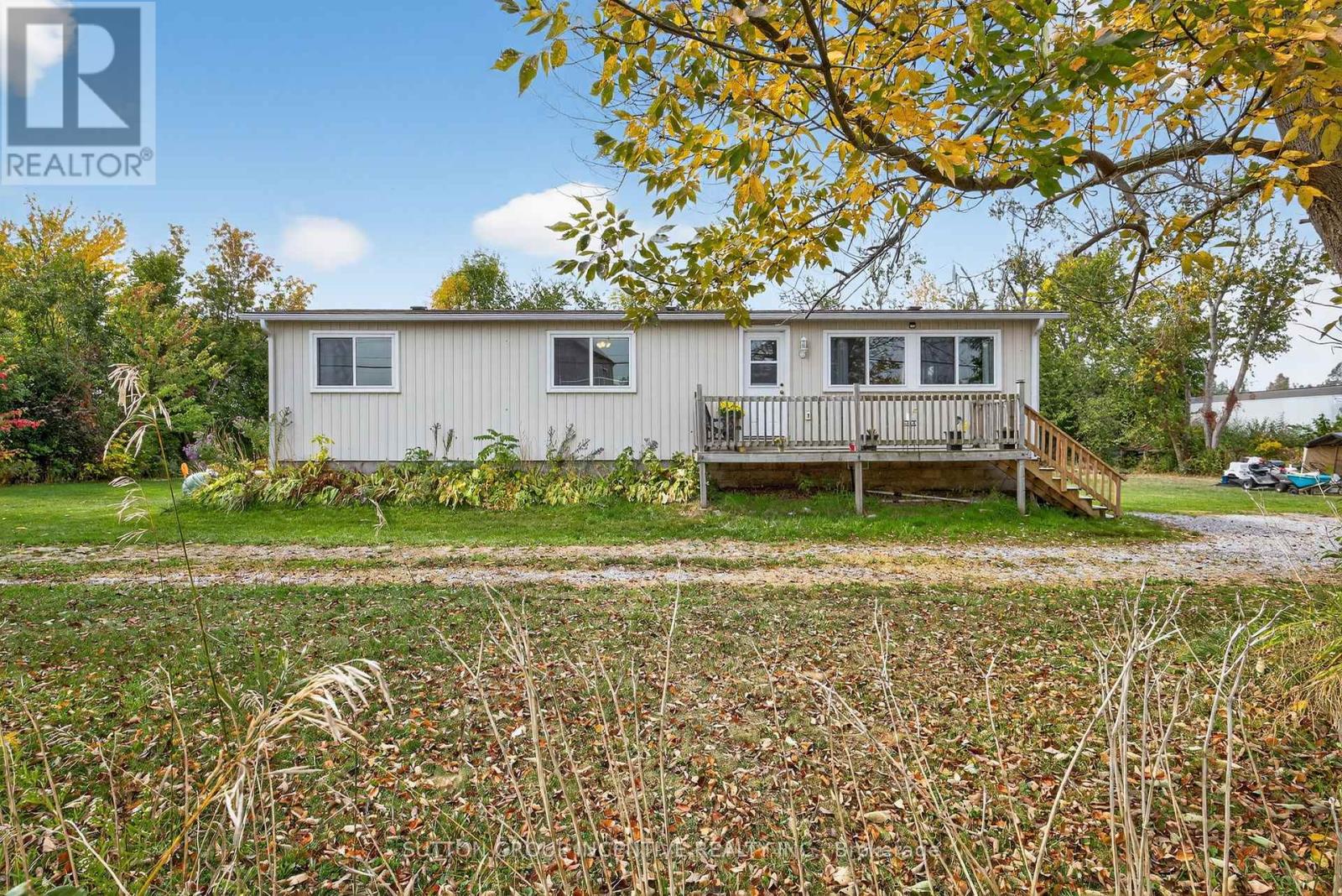 4652 Plum Point Road, Ramara, Ontario  L3V 0L4 - Photo 3 - S12421656