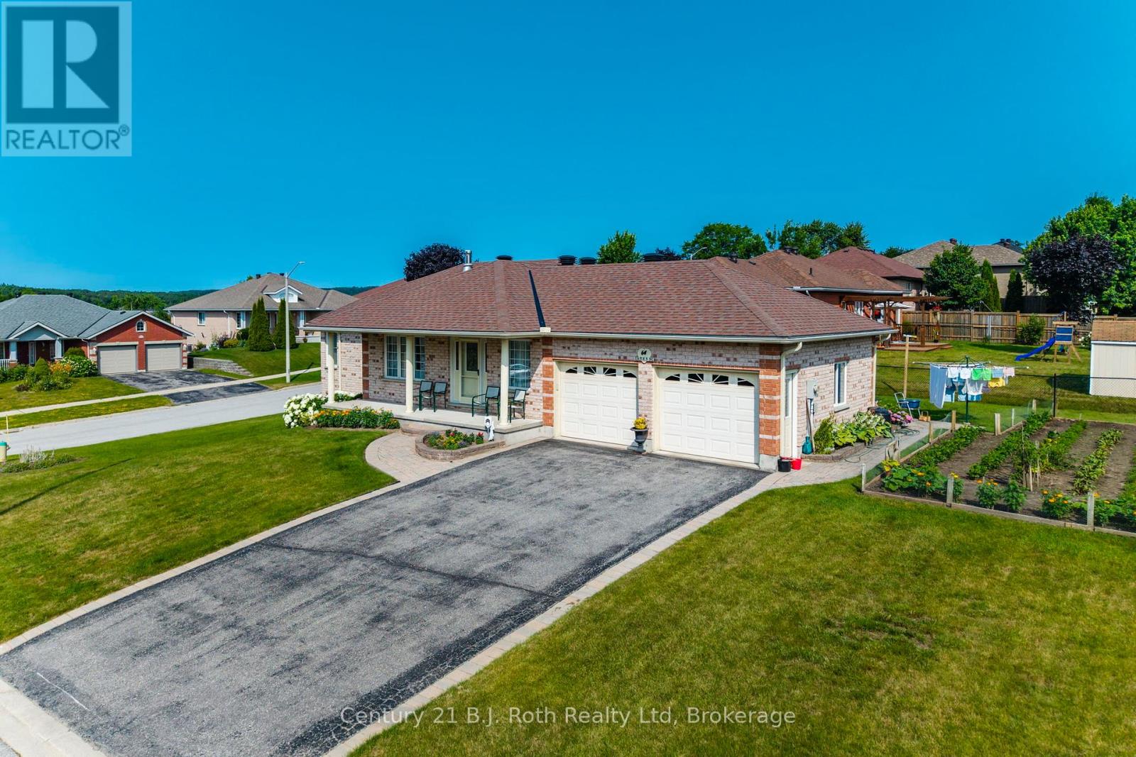 64 James Street, Penetanguishene, Ontario  L9M 2J1 - Photo 35 - S12421689