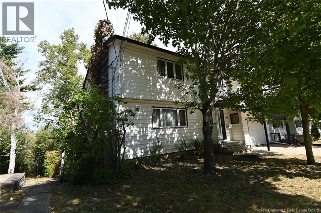 295 Montgomery Street, Fredericton, New Brunswick  E3B 2X2 - Photo 2 - NB127249