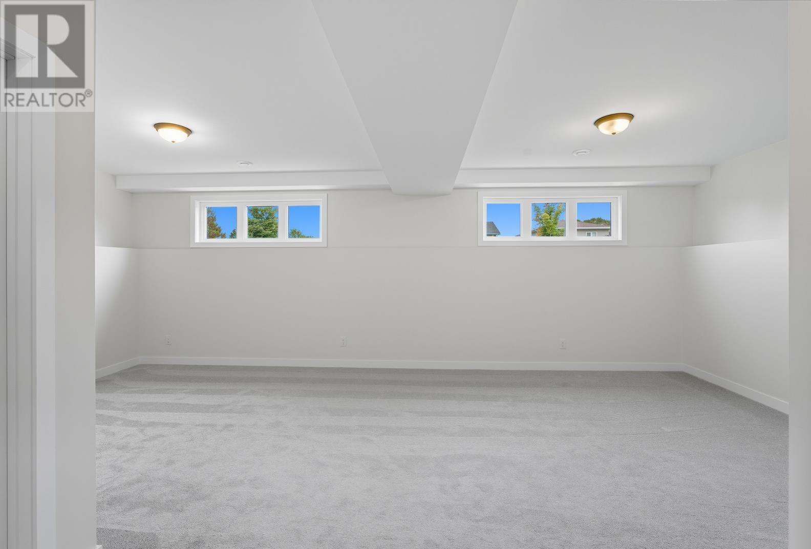 237 Pentagon Blvd, Sault Ste. Marie, Ontario  P6B 6G2 - Photo 33 - SM252585