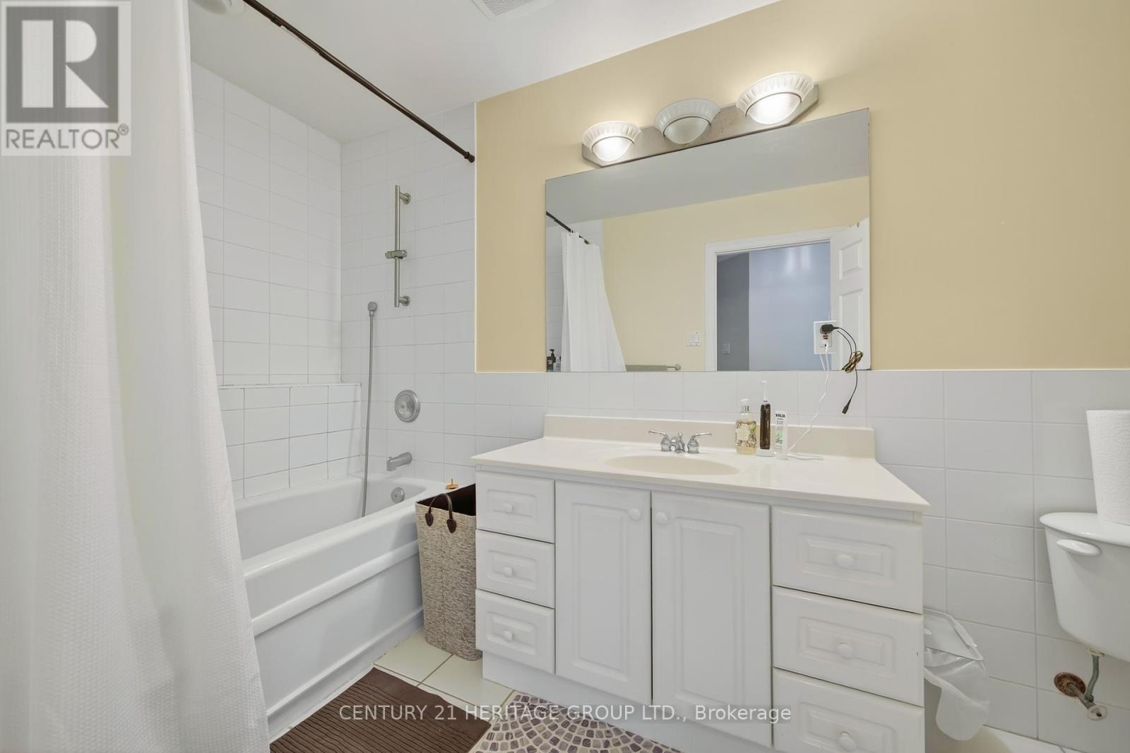 57 David Street, Bradford West Gwillimbury, Ontario  L3Z 1L8 - Photo 33 - N12421749