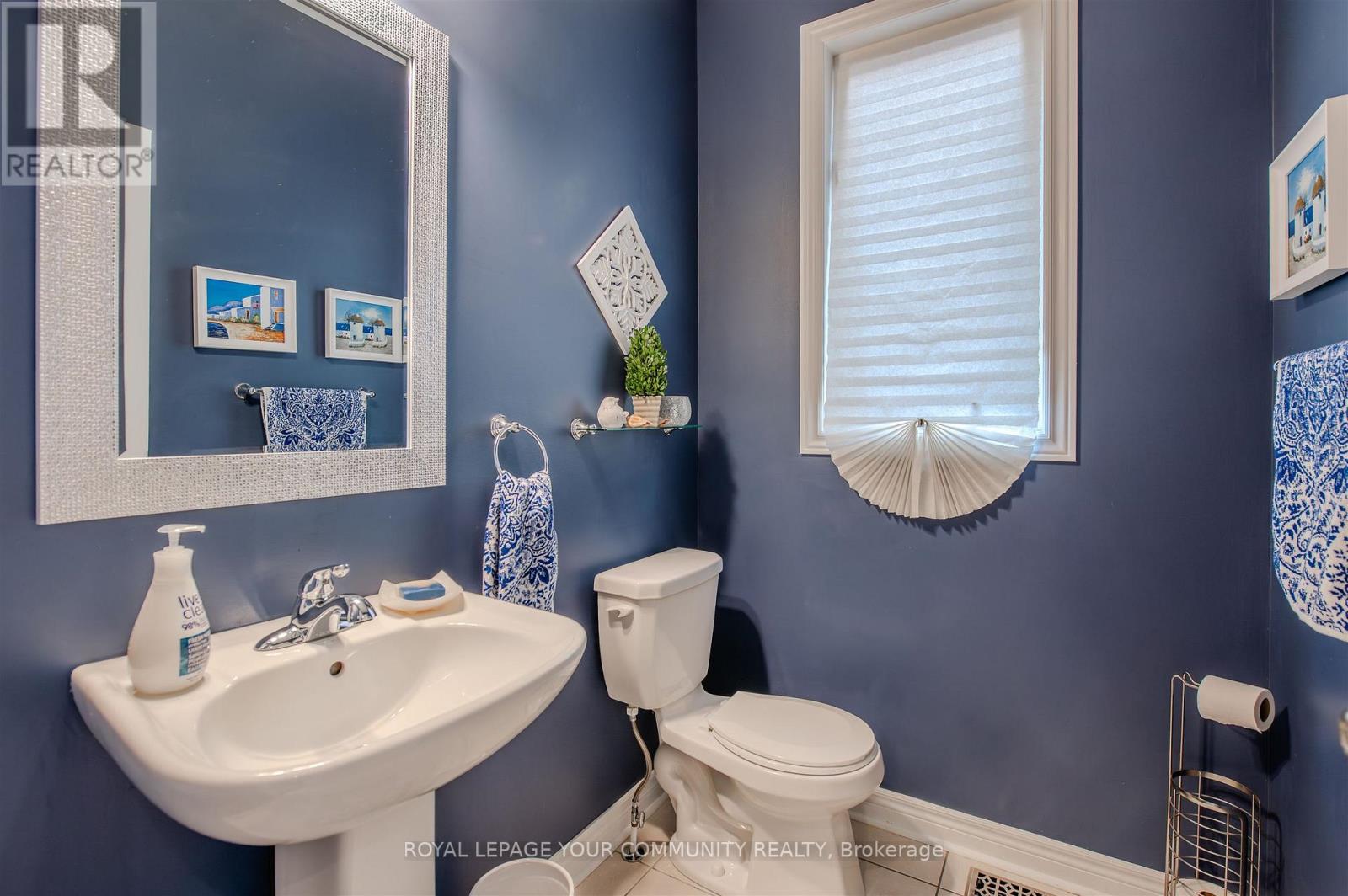 46 Cobb Street, Aurora, Ontario  L4G 0W9 - Photo 20 - N12421785