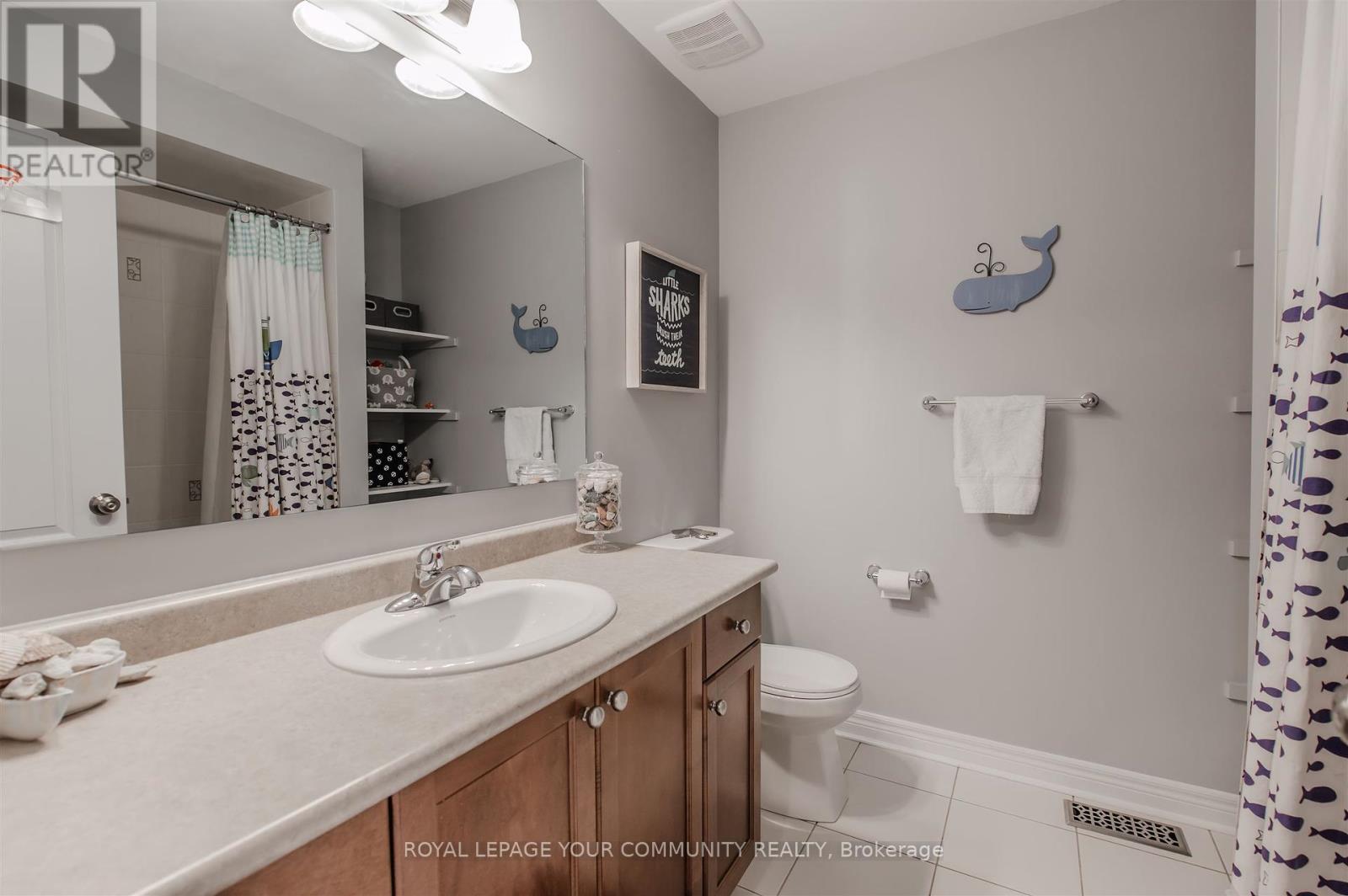 46 Cobb Street, Aurora, Ontario  L4G 0W9 - Photo 35 - N12421785