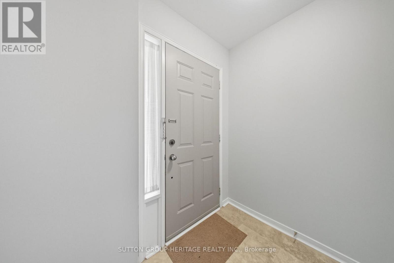 69 Spragg Circle, Markham, Ontario  L3P 5W4 - Photo 3 - N12421834