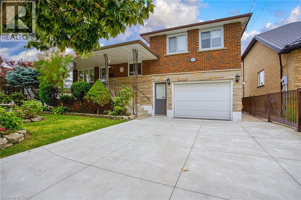 633 ROSSEAU Road, Hamilton, Ontario