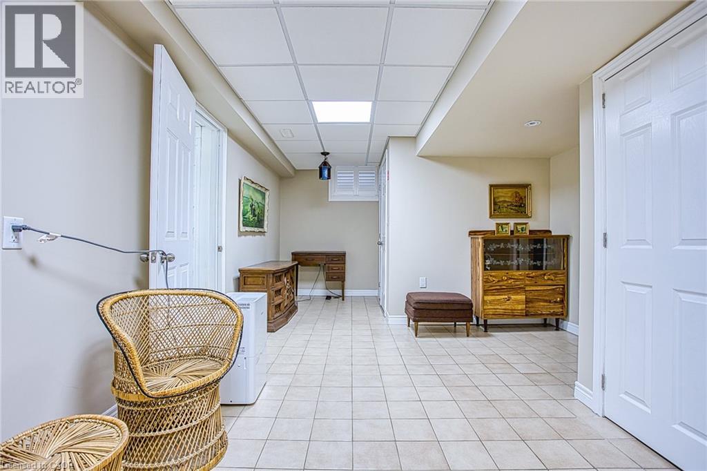 633 Rosseau Road, Hamilton, Ontario  L8K 4T9 - Photo 20 - 40772440