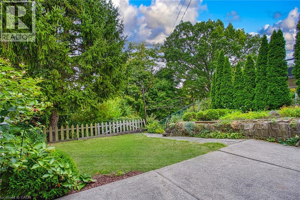 633 Rosseau Road, Hamilton, Ontario  L8K 4T9 - Photo 38 - 40772440
