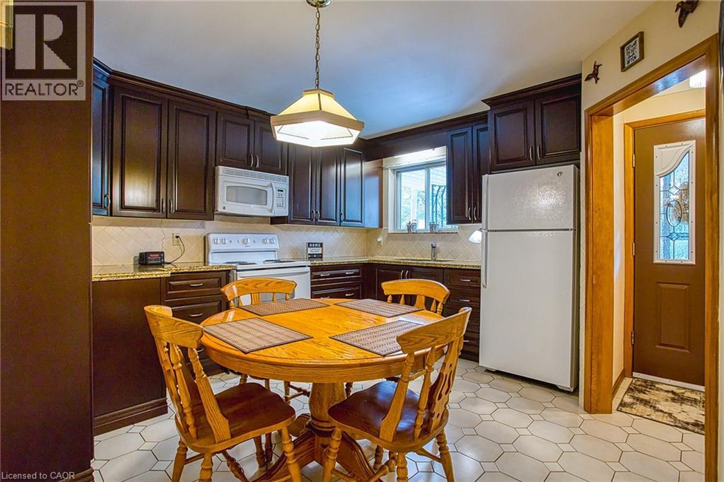 633 Rosseau Road, Hamilton, Ontario  L8K 4T9 - Photo 7 - 40772440