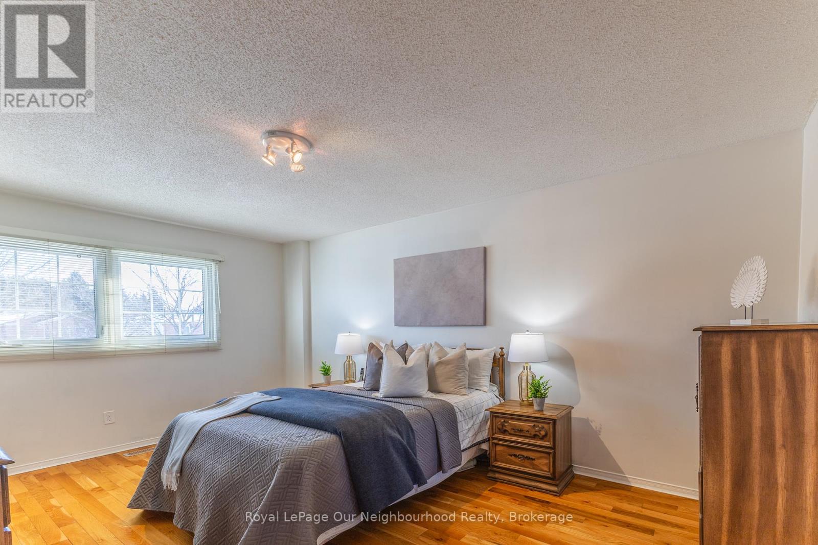 10 Holden Court, Whitby, Ontario  L1N 9A1 - Photo 26 - E12421919