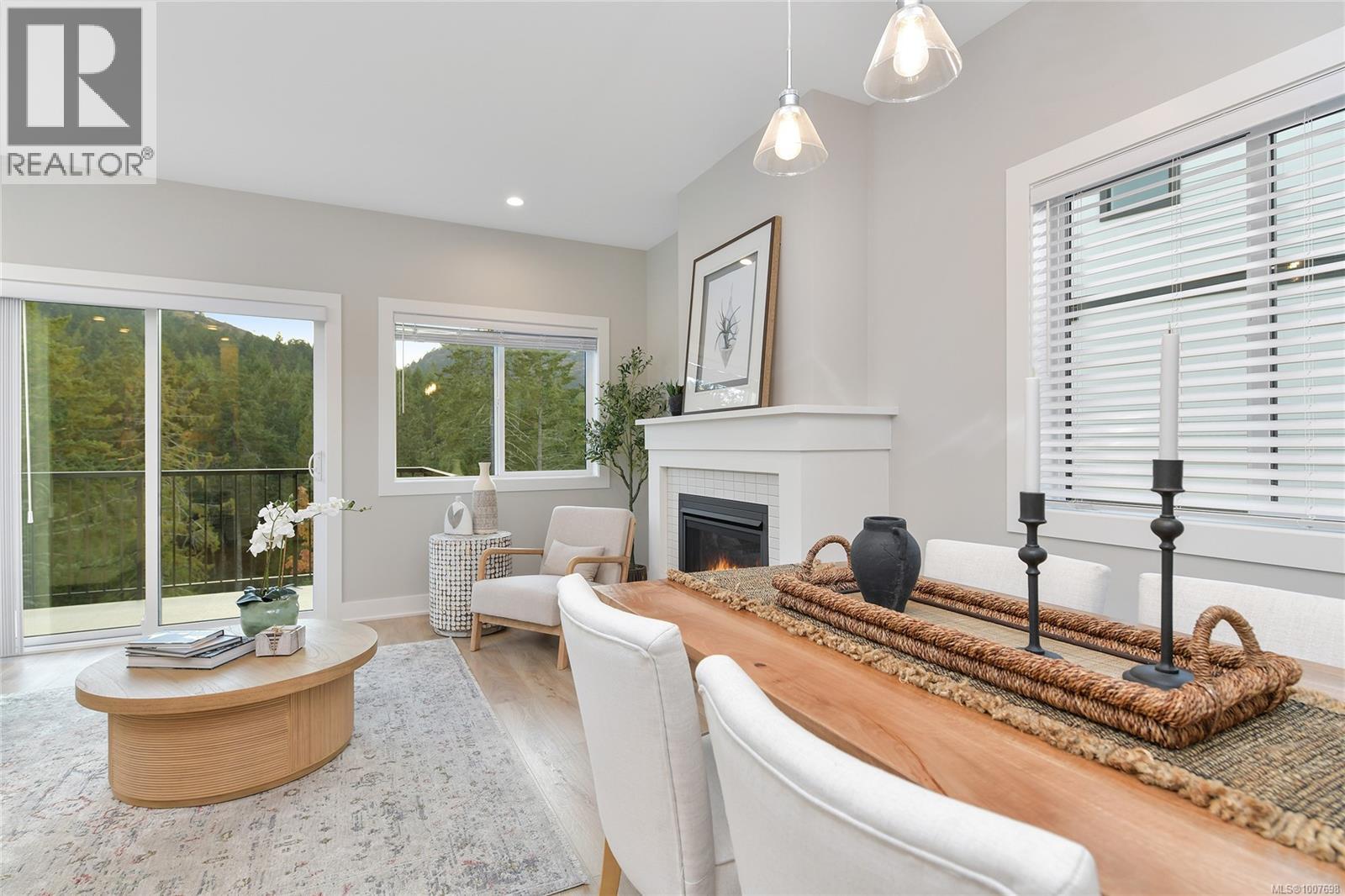Property at 1455 Atlas Dr image 3