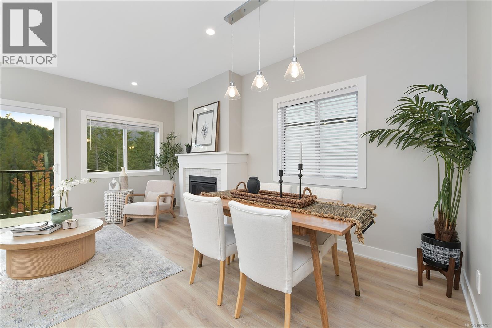 Property at 1455 Atlas Dr image 4