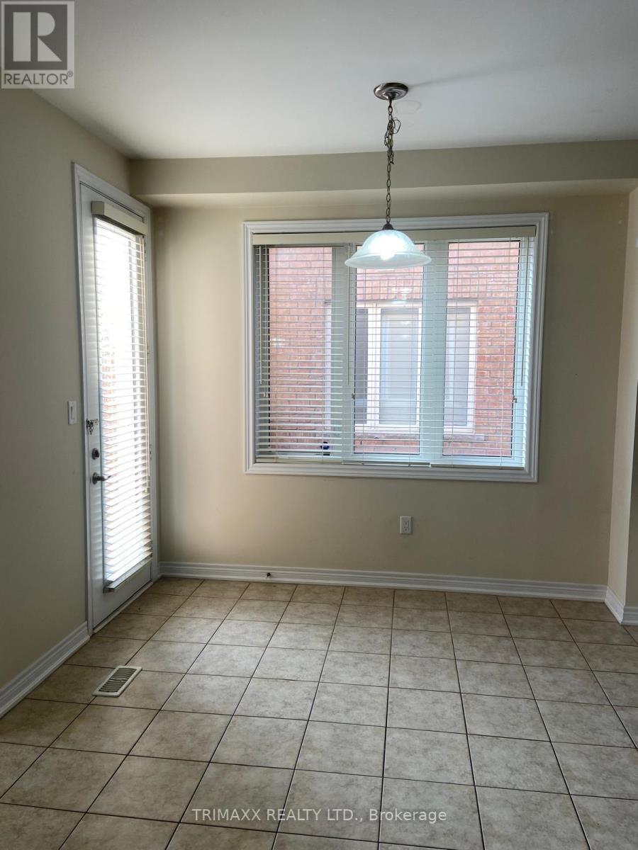 7 Vinewood Road, Caledon, Ontario  L7C 4A9 - Photo 12 - W12415747
