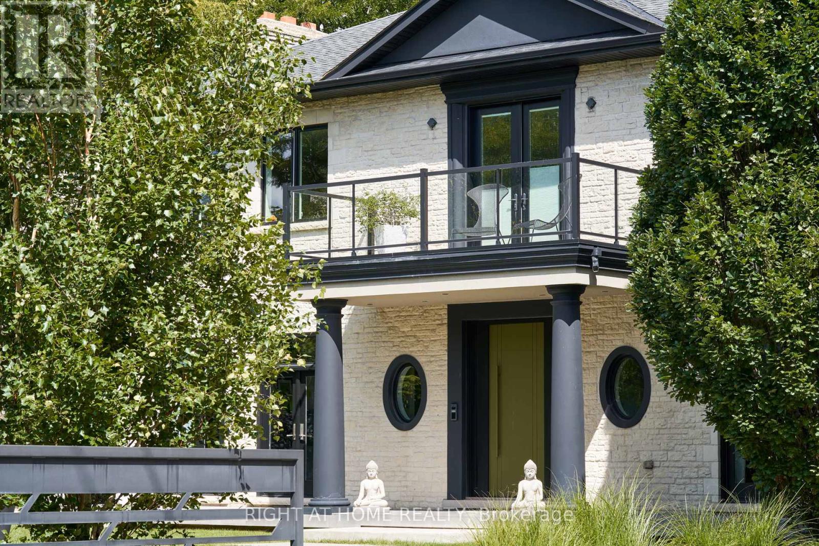 Property at 1305 ROYAL YORK ROAD image 3