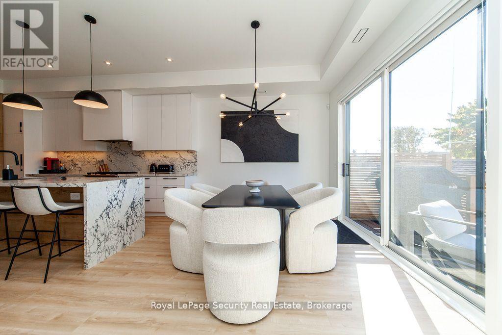 70 Chamberlain Avenue, Toronto, Ontario  M6E 4K1 - Photo 13 - W12421750