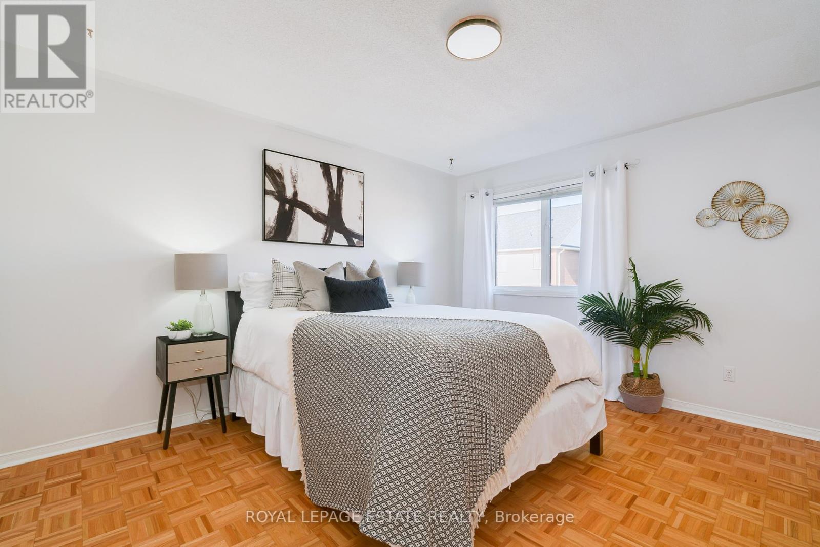 435 Stonetree Court, Mississauga, Ontario  L5B 4H3 - Photo 26 - W12421775
