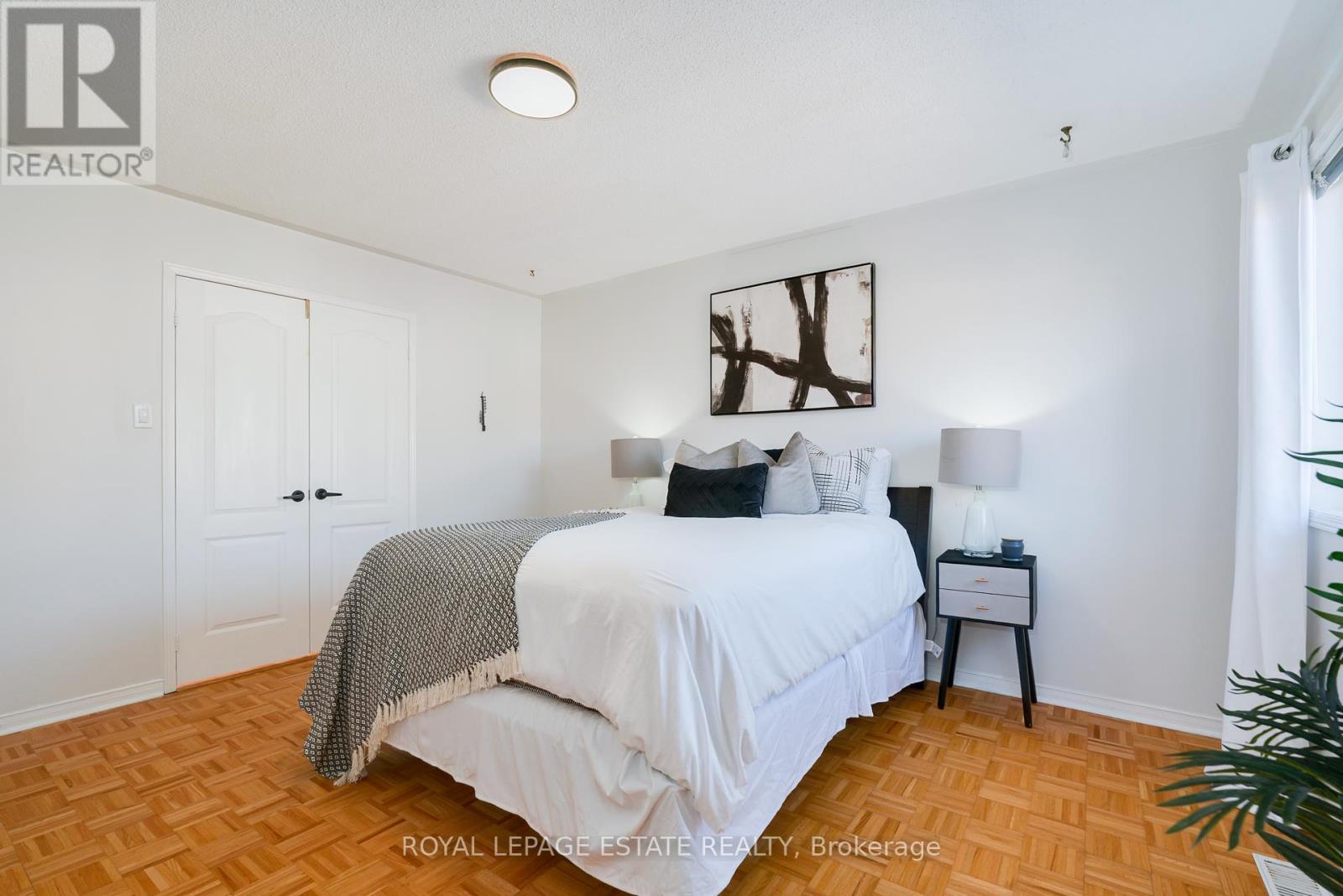 435 Stonetree Court, Mississauga, Ontario  L5B 4H3 - Photo 28 - W12421775
