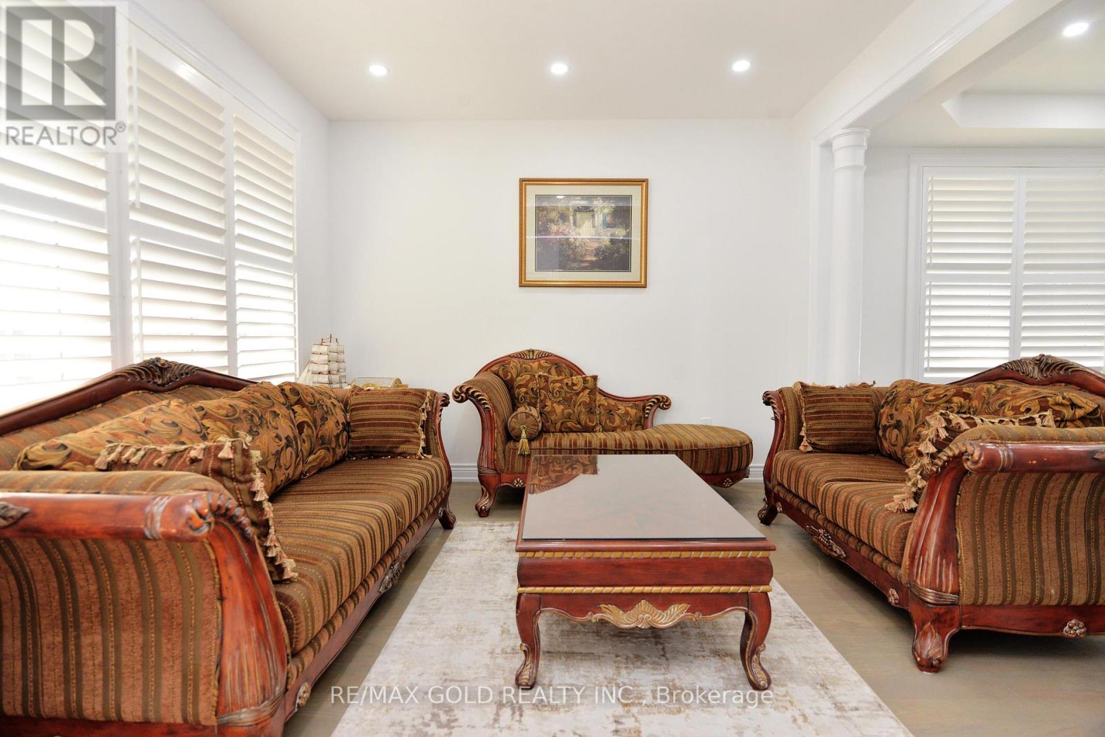 1 Blaketon Court, Brampton, Ontario  L6P 1G4 - Photo 10 - W12421856