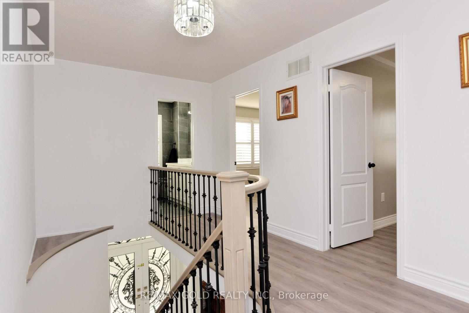 1 Blaketon Court, Brampton, Ontario  L6P 1G4 - Photo 24 - W12421856