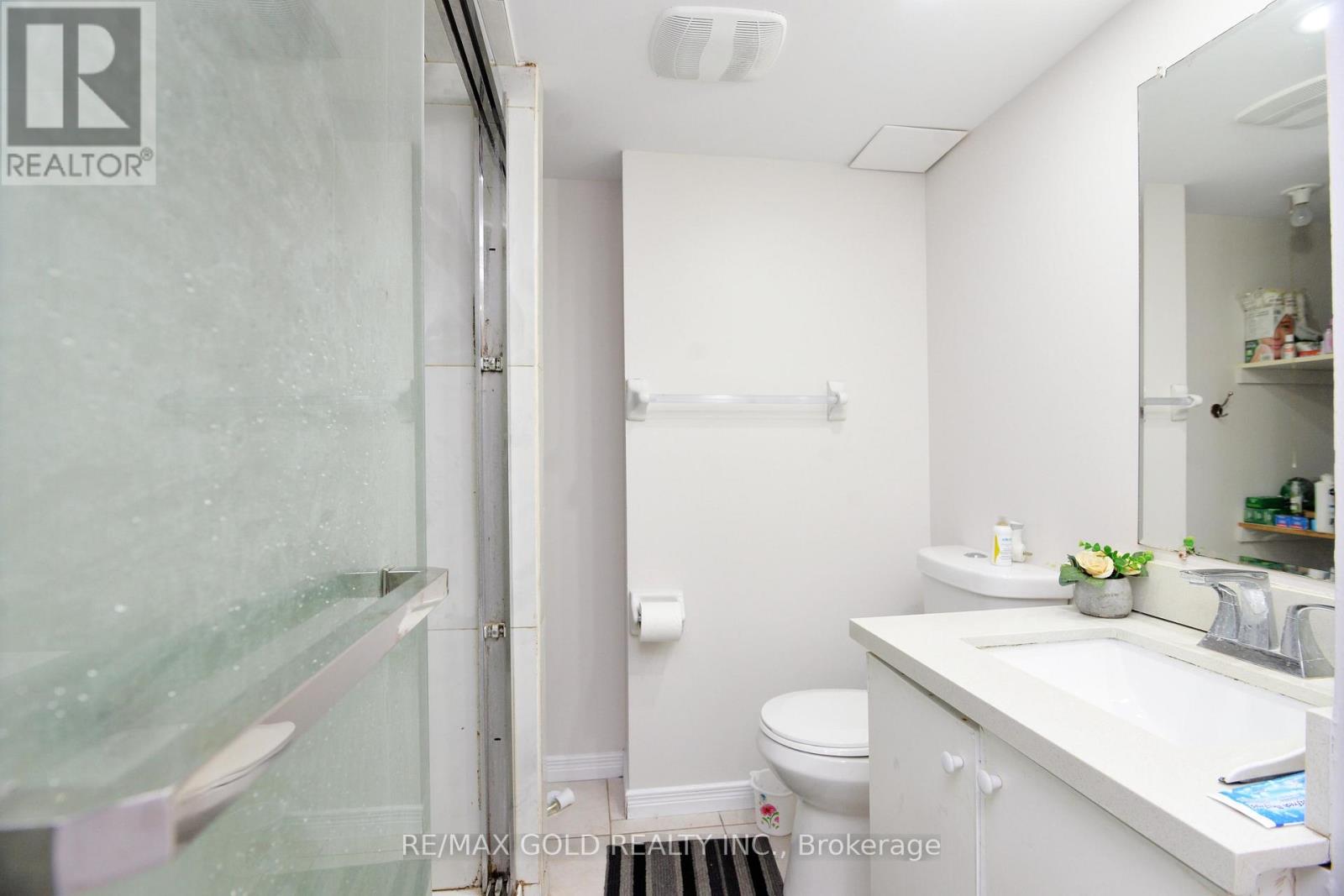 1 Blaketon Court, Brampton, Ontario  L6P 1G4 - Photo 43 - W12421856