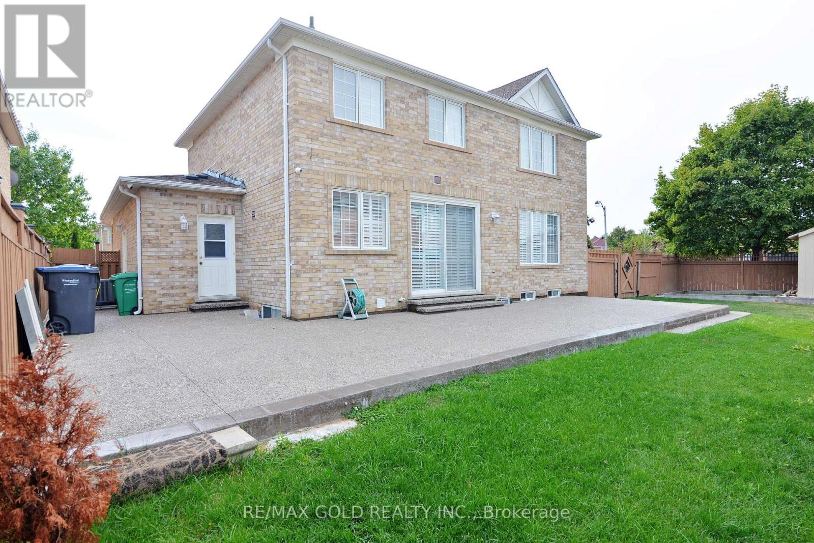 1 Blaketon Court, Brampton, Ontario  L6P 1G4 - Photo 46 - W12421856