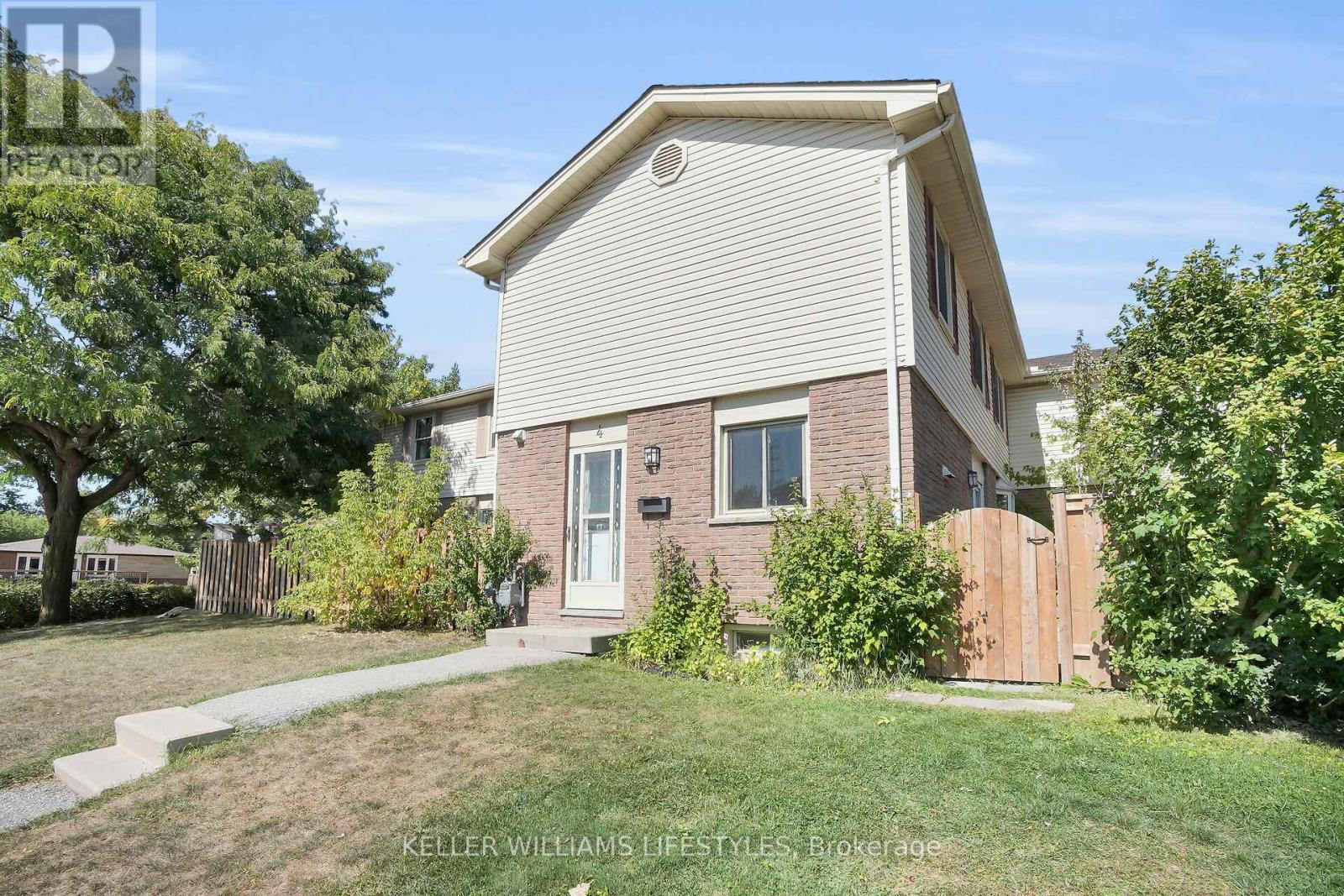 4 - 230 Clarke Road, London East, Ontario  N5W 5P5 - Photo 5 - X12421908