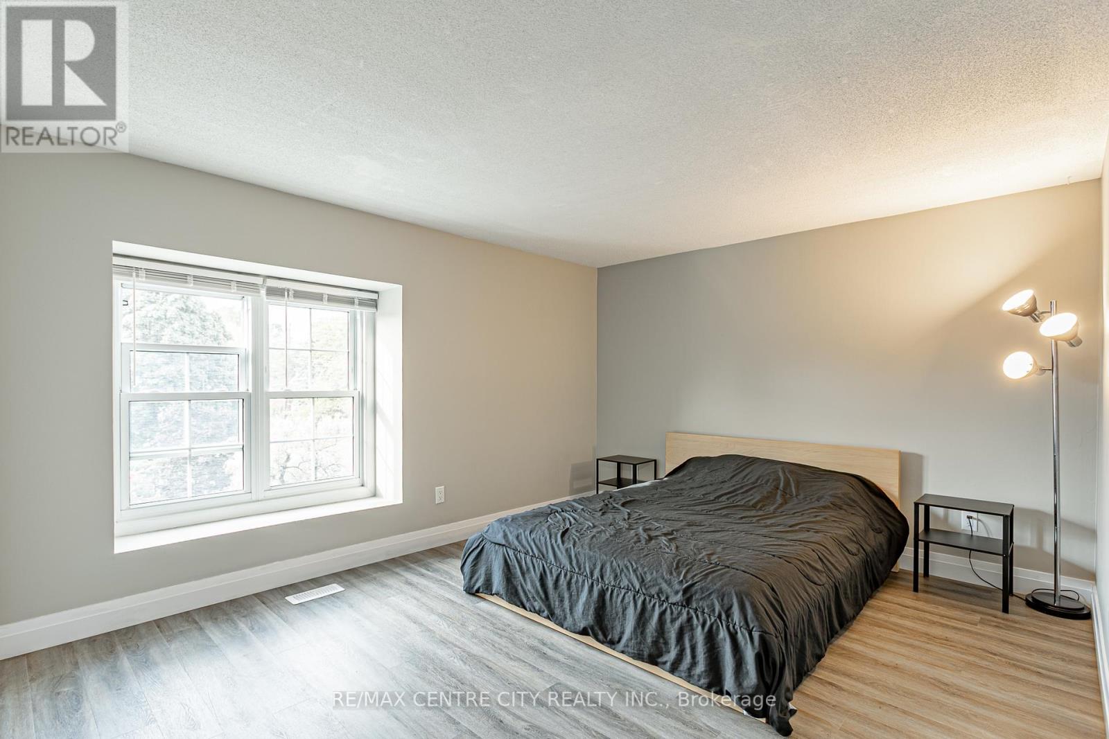 42 - 900 Pond View Road, London South, Ontario  N5Z 4L7 - Photo 18 - X12421943