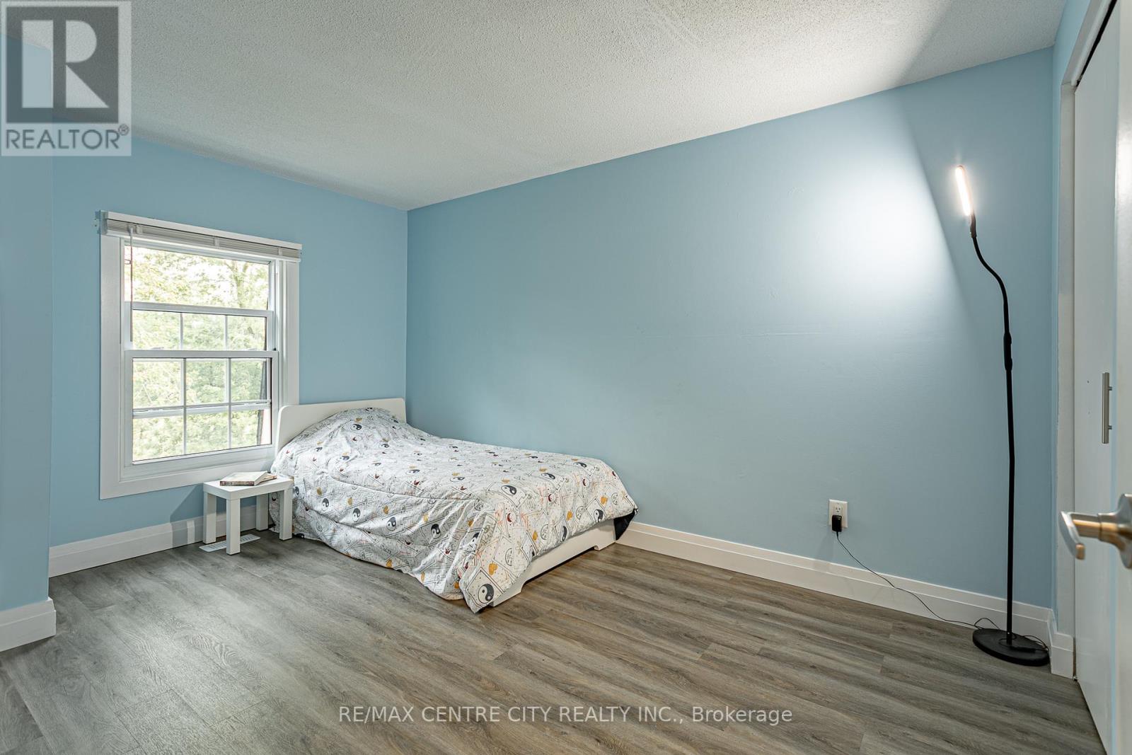 42 - 900 Pond View Road, London South, Ontario  N5Z 4L7 - Photo 21 - X12421943