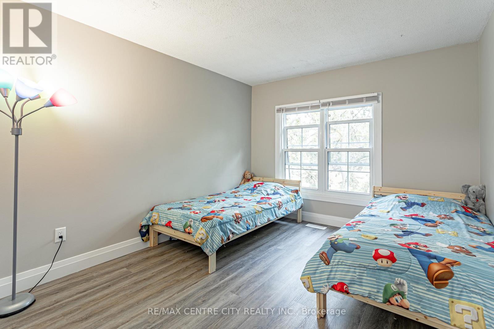 42 - 900 Pond View Road, London South, Ontario  N5Z 4L7 - Photo 22 - X12421943