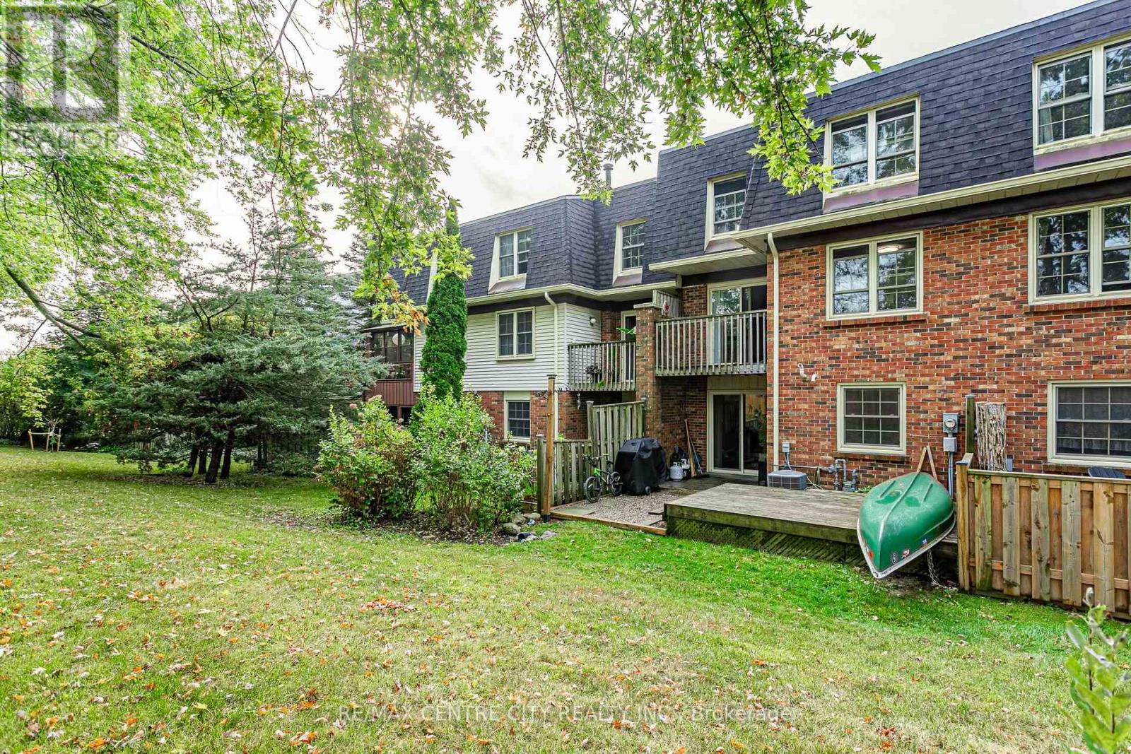 42 - 900 Pond View Road, London South, Ontario  N5Z 4L7 - Photo 29 - X12421943