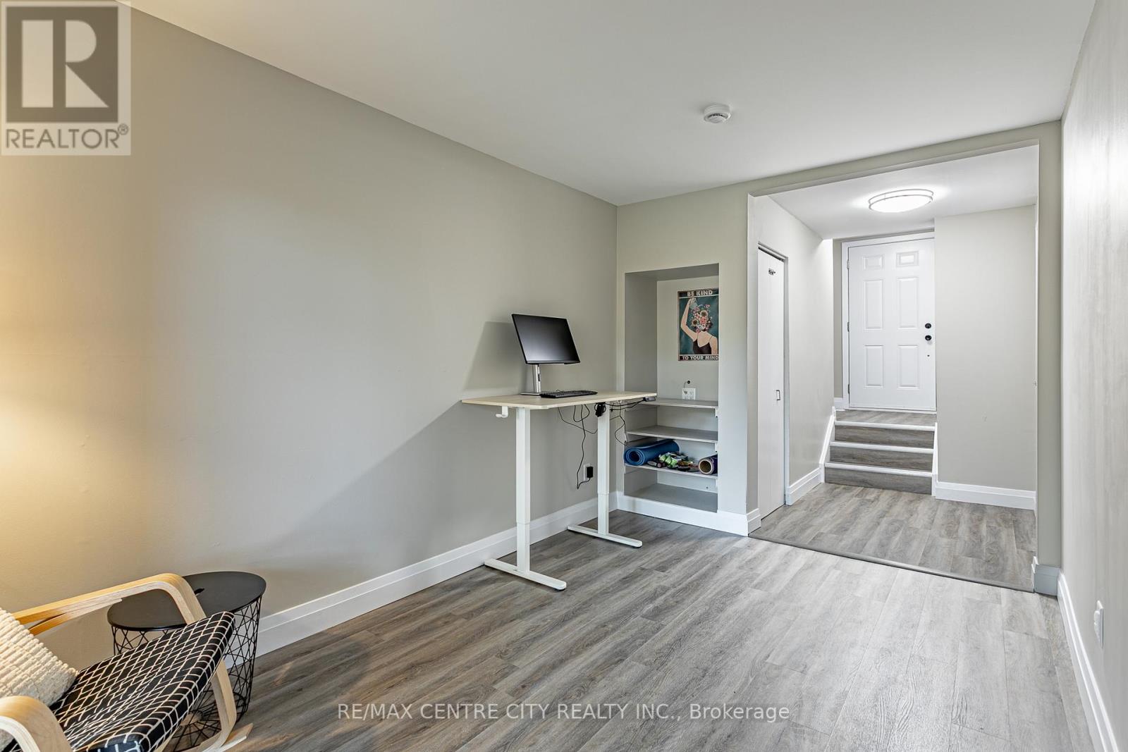 42 - 900 Pond View Road, London South, Ontario  N5Z 4L7 - Photo 6 - X12421943