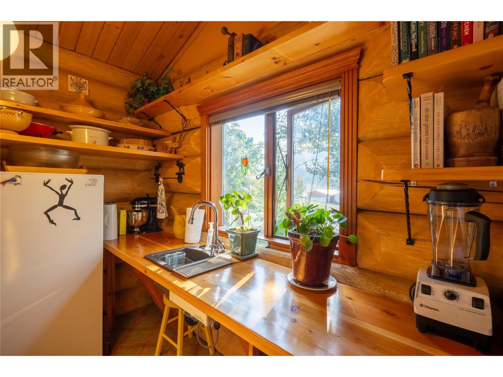 3486 Davy Road, Grand Forks, British Columbia  V0H 1H2 - Photo 7 - 10363048