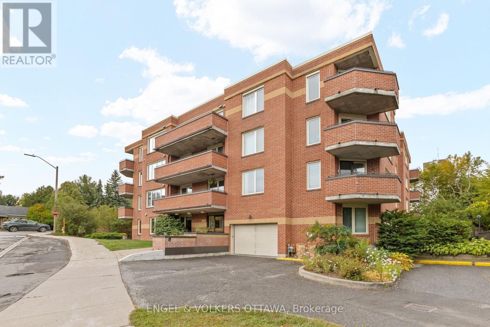 101 - 800 MCKELLAR AVENUE, ottawa, Ontario