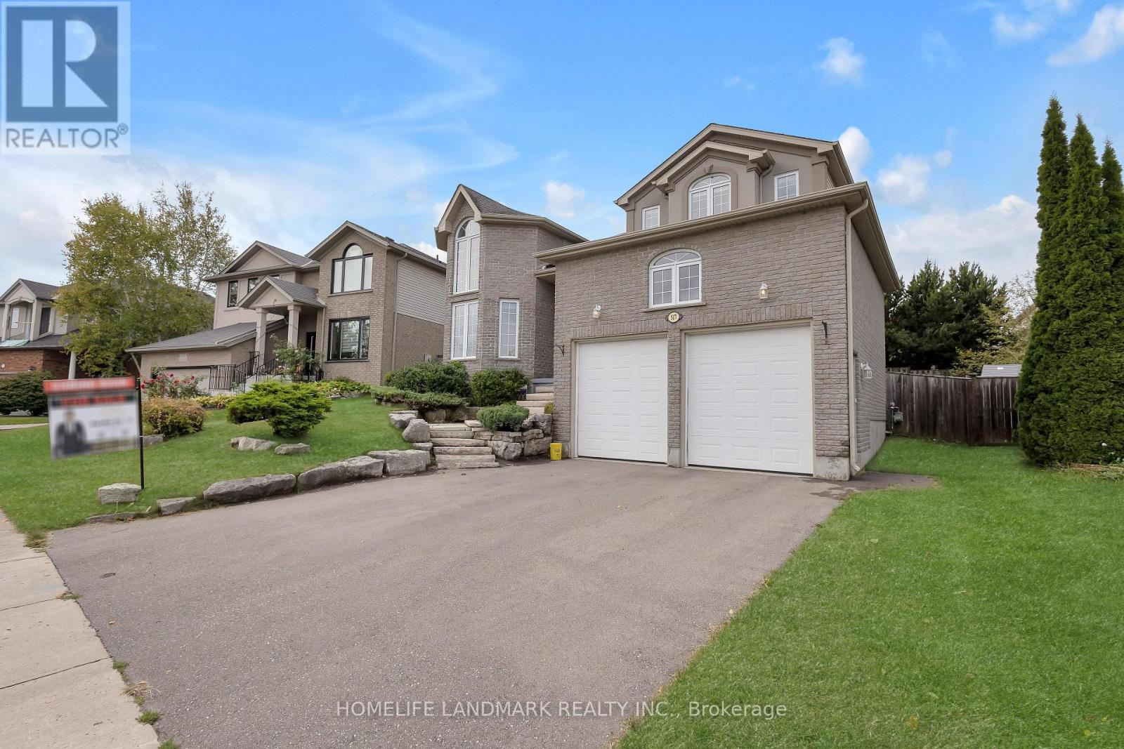 Property at 517 YORKSHIRE DRIVE image 3