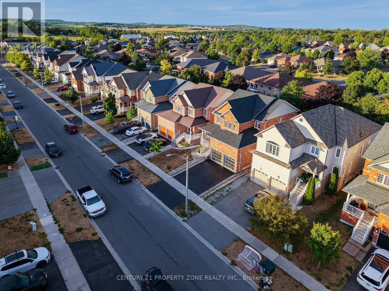 652 Tully Crescent, Peterborough (Monaghan Ward 2), Ontario  K9K 0A9 - Photo 4 - X12421854