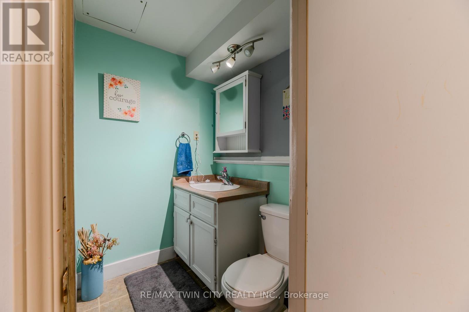 49 Thomson Road, Norfolk, Ontario  N3Y 4Z6 - Photo 24 - X12421860
