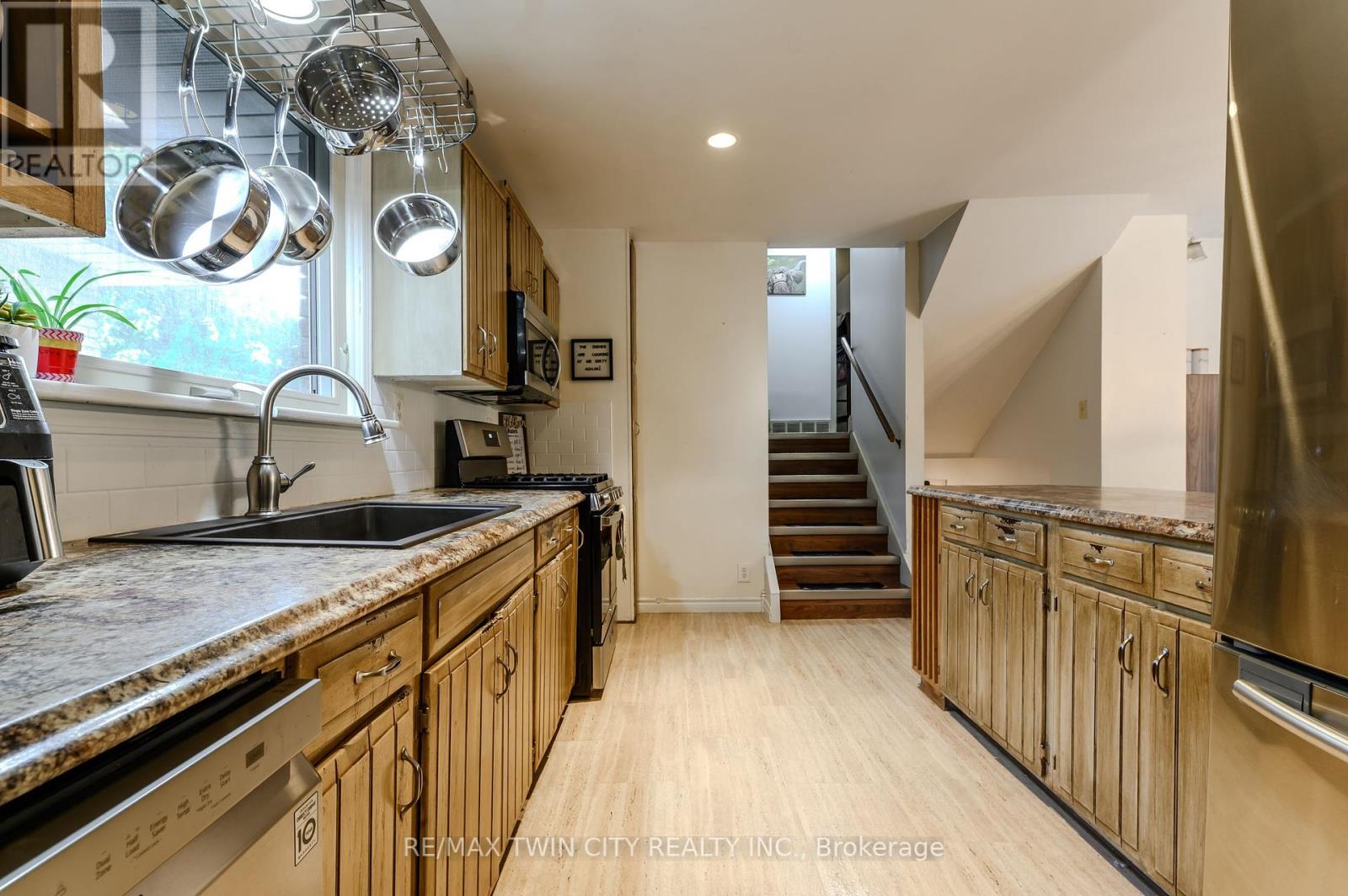 49 Thomson Road, Norfolk, Ontario  N3Y 4Z6 - Photo 4 - X12421860