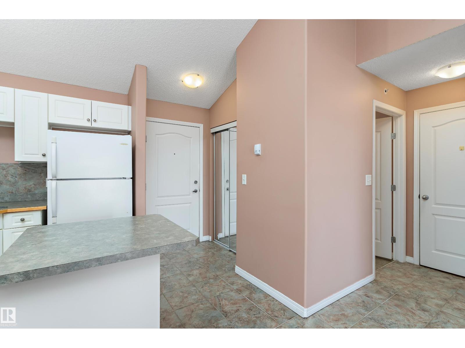 #334 9525 162 Av Nw, Edmonton, Alberta  T5X 3V2 - Photo 4 - E4459073