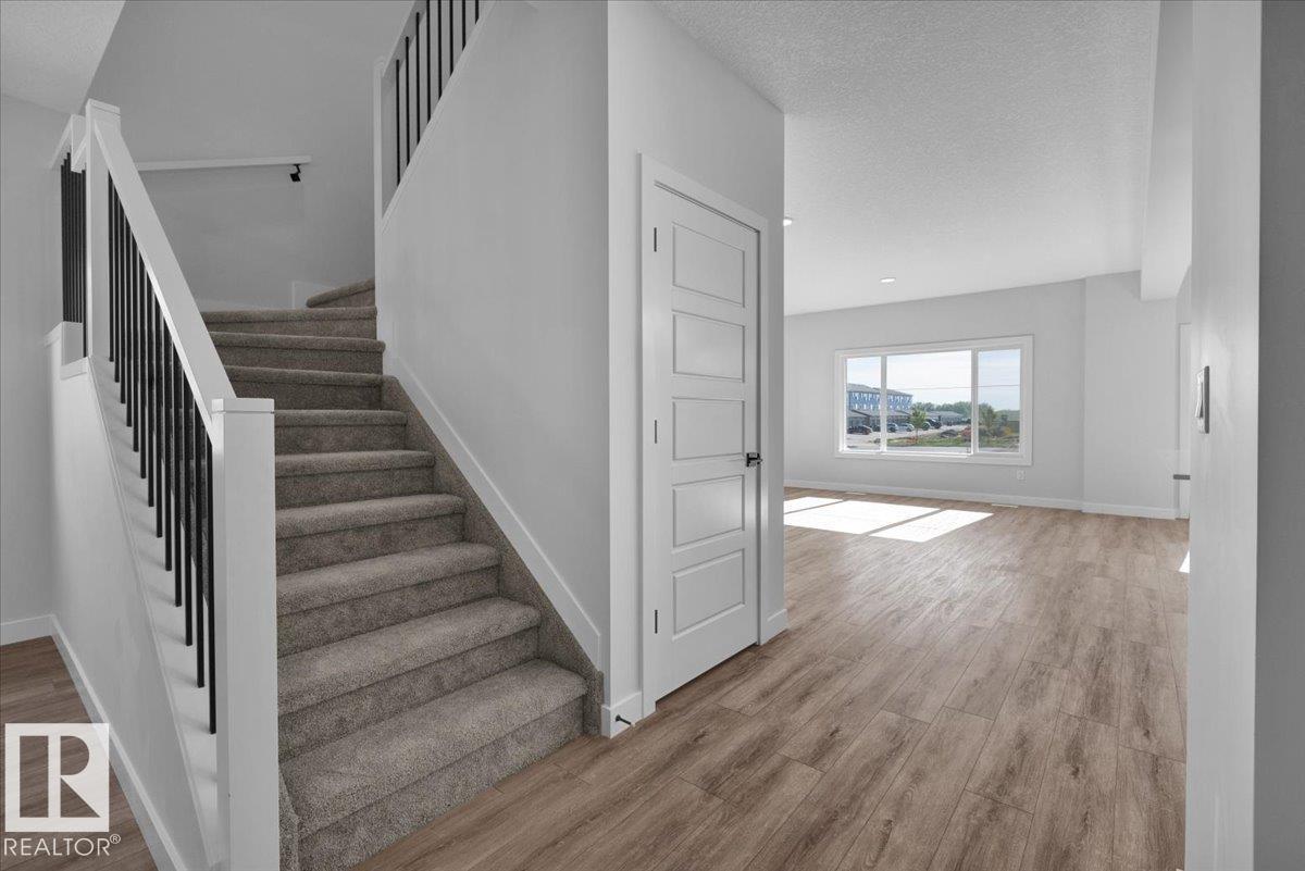 215 Ravine Dr, Devon, Alberta  T9G 0M2 - Photo 4 - E4459075