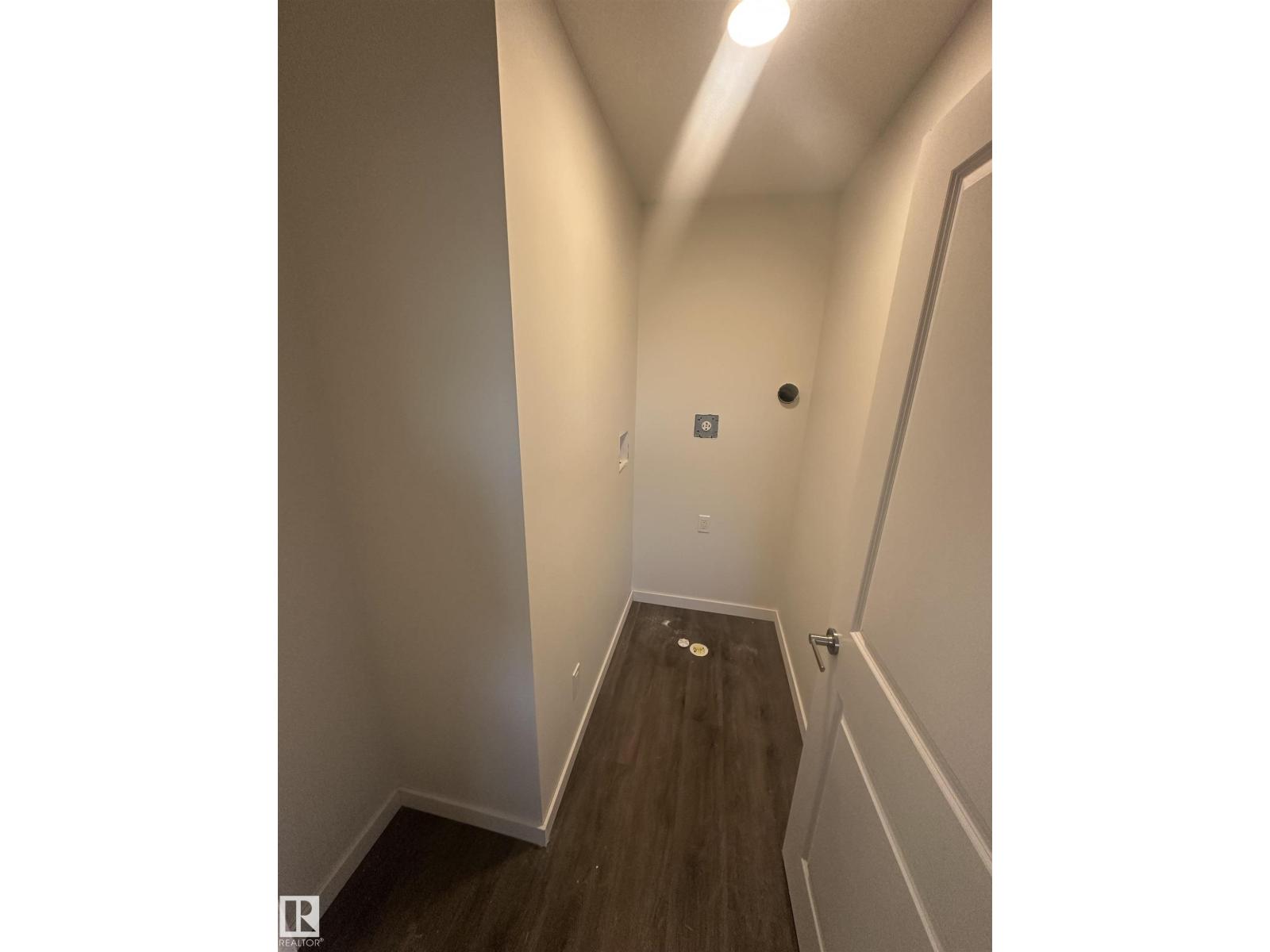 8925 Elves Lo Nw, Edmonton, Alberta  T6M 3G3 - Photo 12 - E4459076