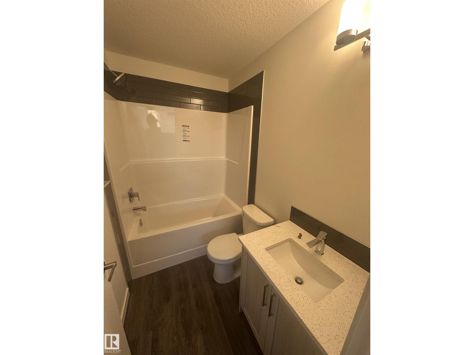 8925 Elves Lo Nw, Edmonton, Alberta  T6M 3G3 - Photo 13 - E4459076