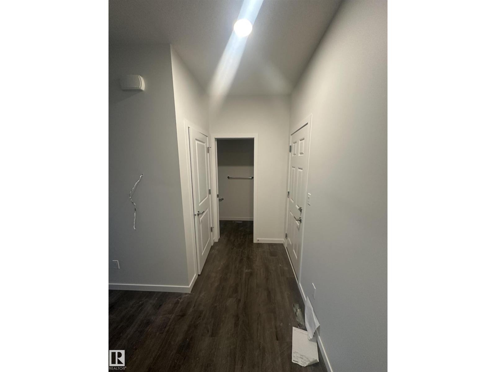 8925 Elves Lo Nw, Edmonton, Alberta  T6M 3G3 - Photo 4 - E4459076