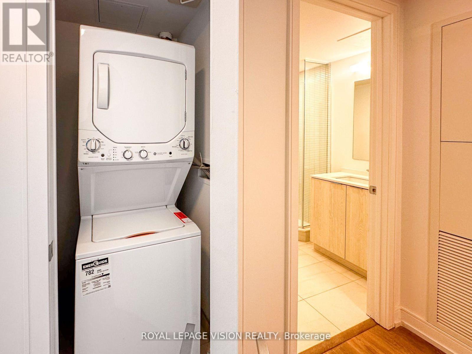 627 - 1 Jarvis Street, Hamilton, Ontario  L8R 3J2 - Photo 14 - X12378982