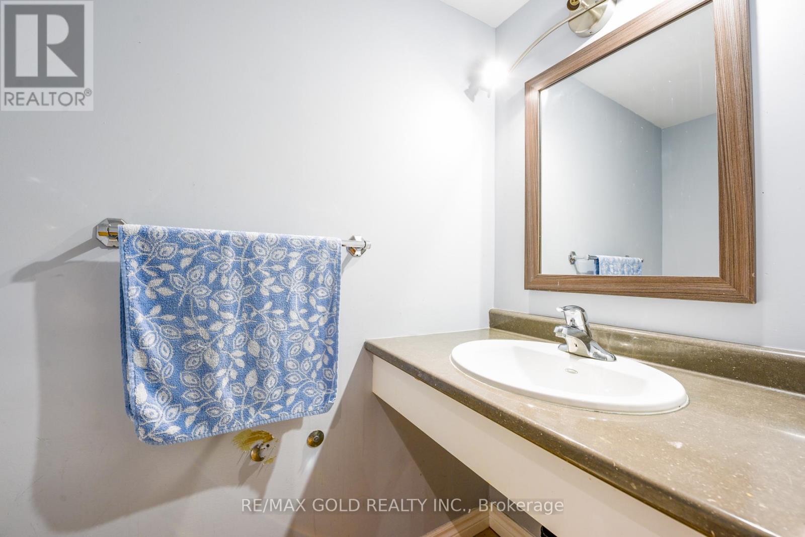 11 Dudley Place, Brampton, Ontario  L6T 3C2 - Photo 30 - W12397949